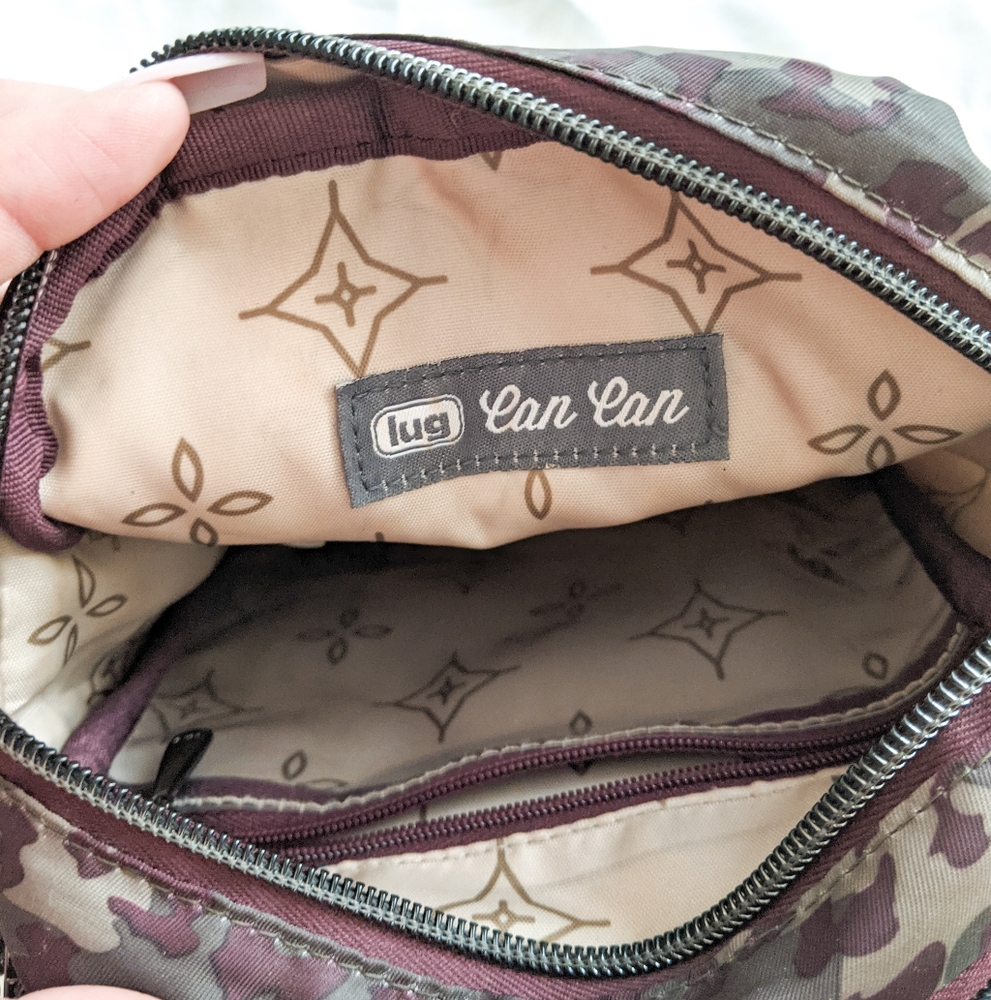 LUG Can Can Leopard Berry Traveler Bag - Picture 4 of 7